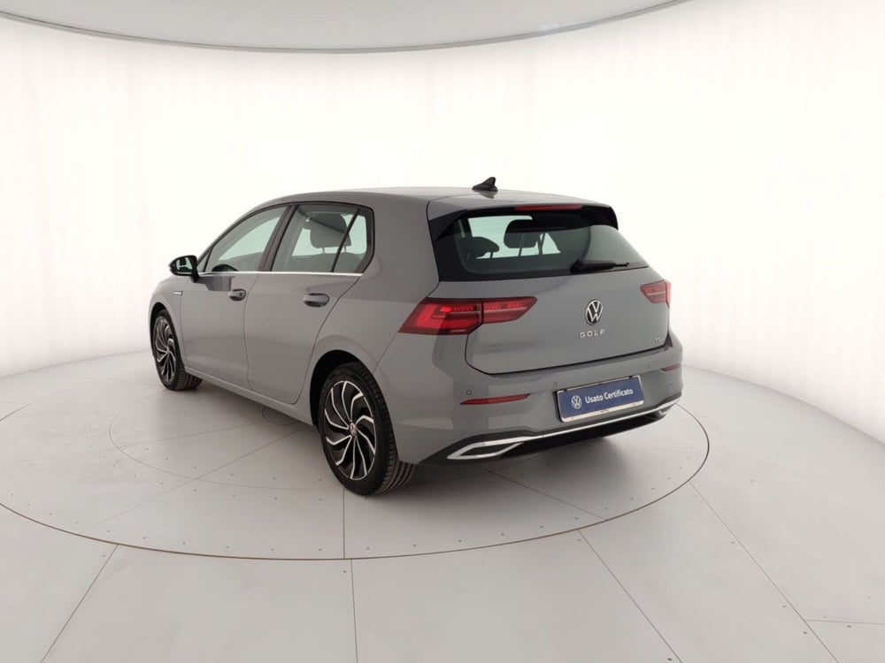 Volkswagen Golf usata a Massa-Carrara (2)