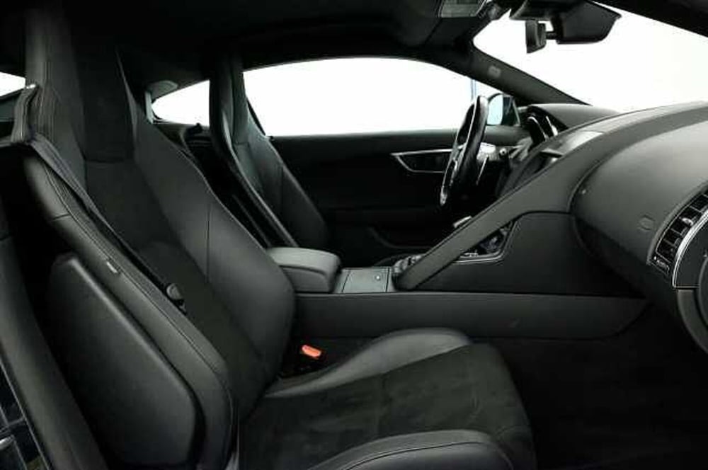 Jaguar F-Type Coupé usata a Mantova (3)