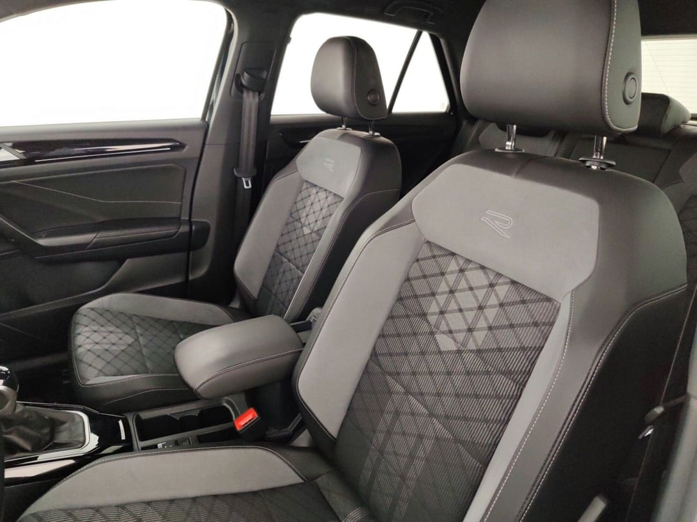 Volkswagen T-Roc usata a Massa-Carrara (9)