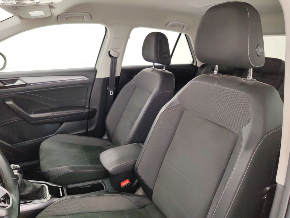 Volkswagen T-Roc usata a Massa-Carrara (9)