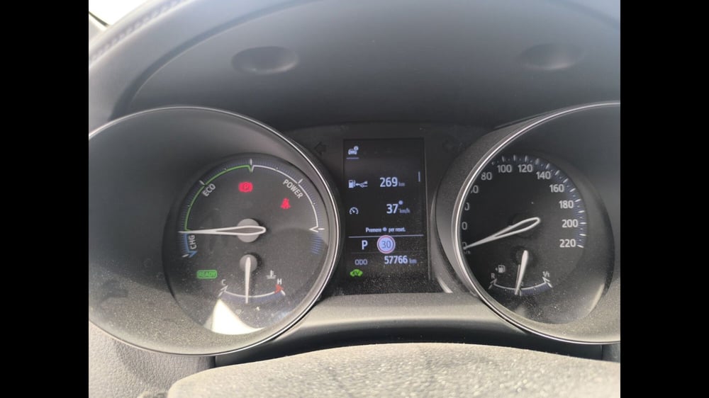 Toyota Toyota C-HR usata a Palermo (11)