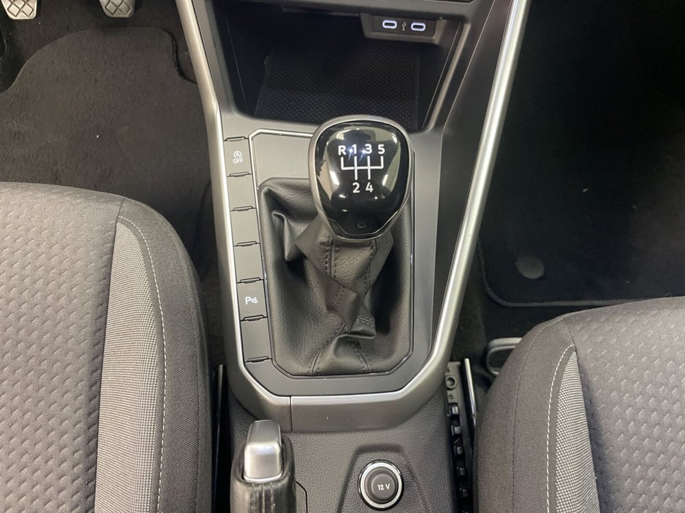 Volkswagen Taigo usata a Varese (18)