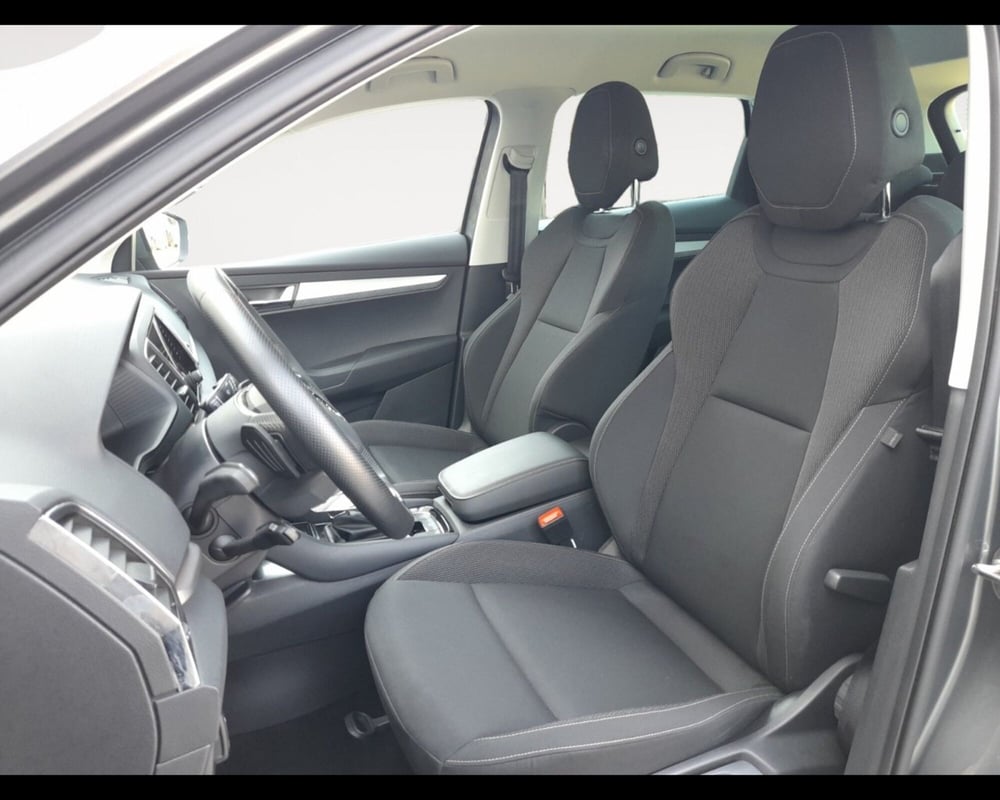Skoda Karoq usata a Ravenna (9)