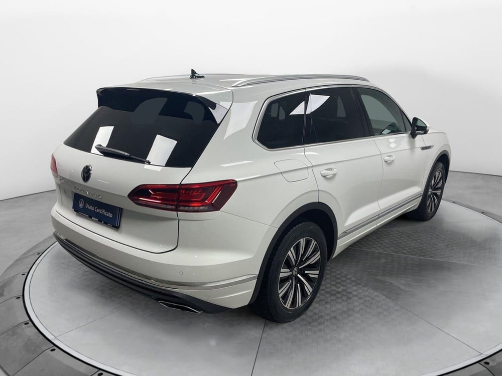 Volkswagen Touareg usata a Varese (6)