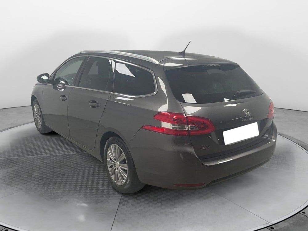 Peugeot 308 SW usata a Varese (4)