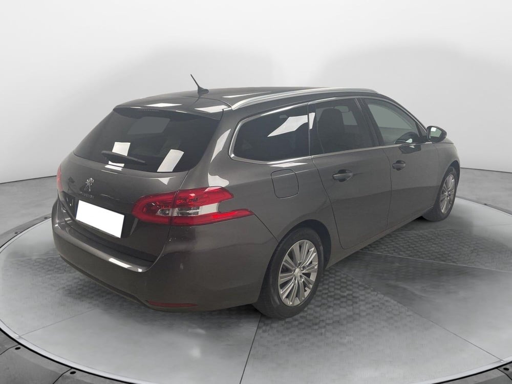 Peugeot 308 SW usata a Varese (6)