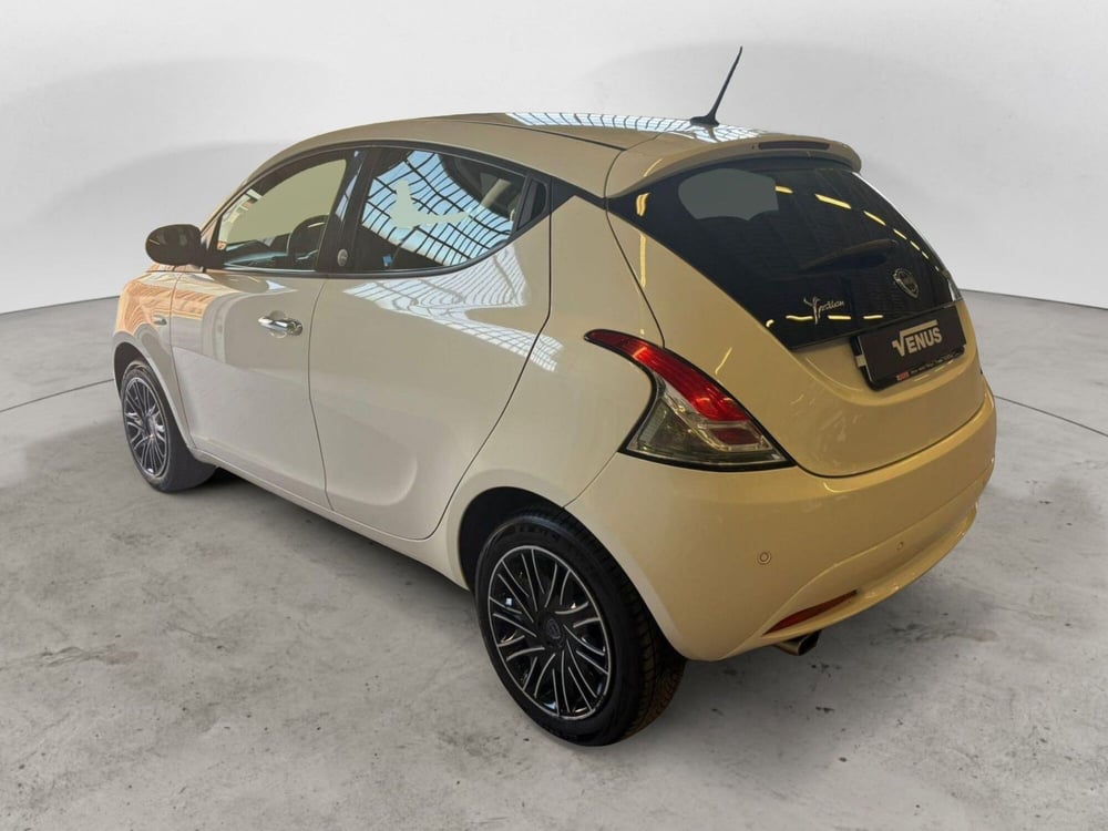 Lancia Ypsilon usata a Monza e Brianza (4)