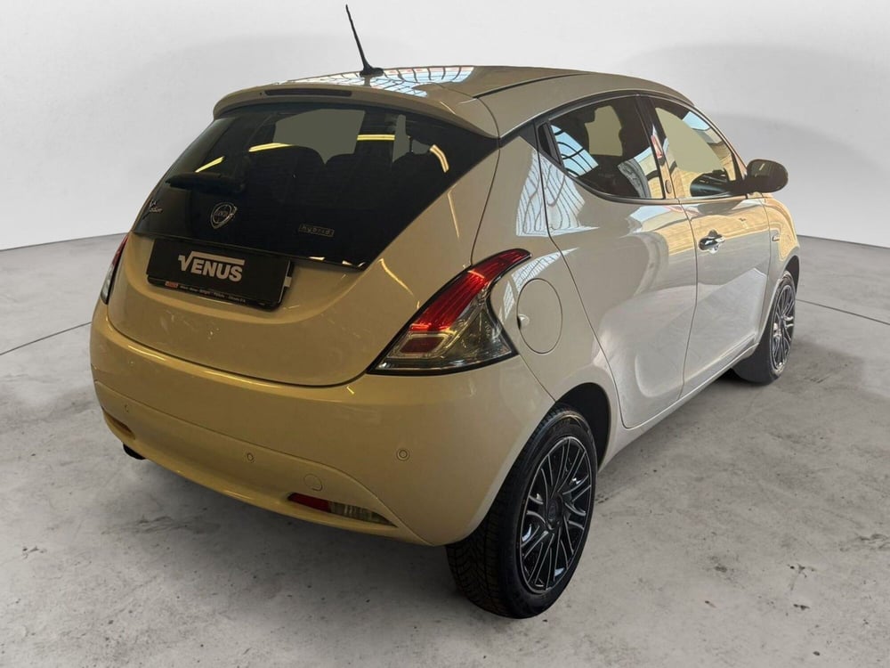 Lancia Ypsilon usata a Monza e Brianza (6)