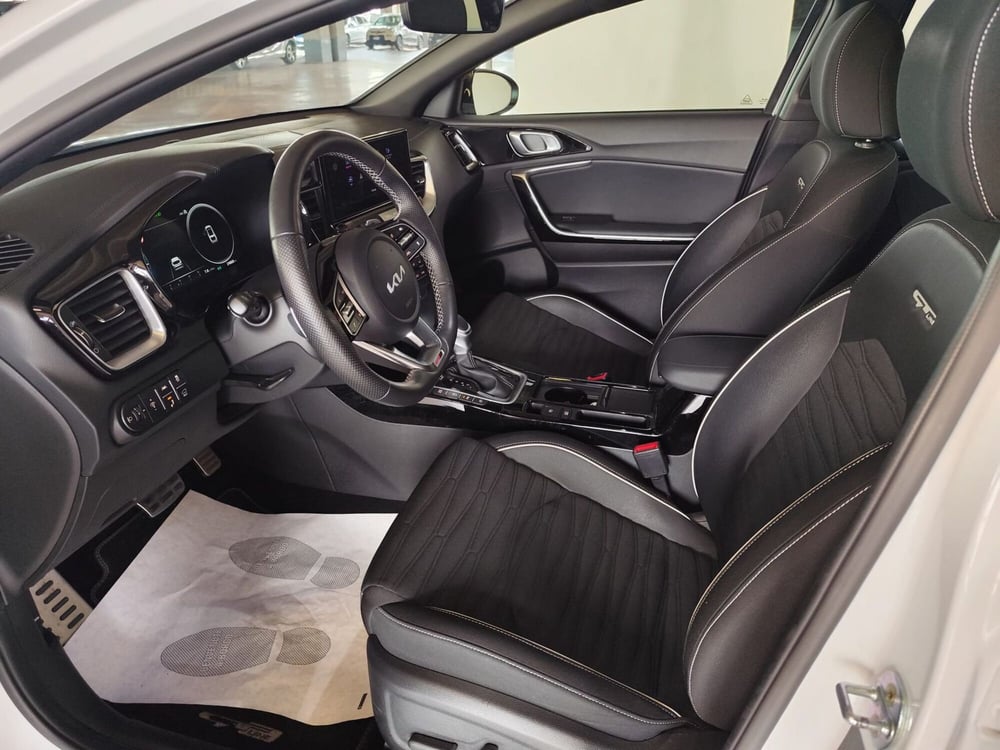 Kia ProCeed usata a Milano (18)