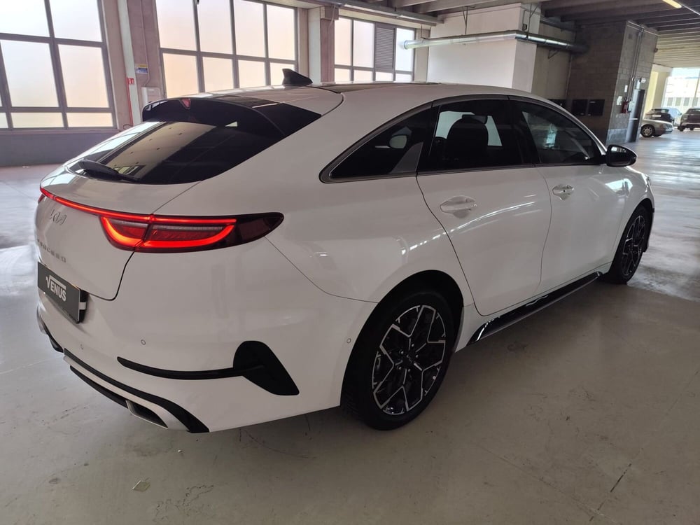 Kia ProCeed usata a Milano (6)