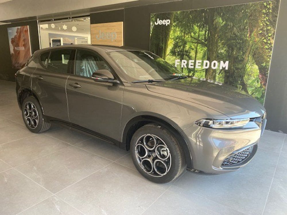 Alfa Romeo Tonale nuova a Benevento (3)