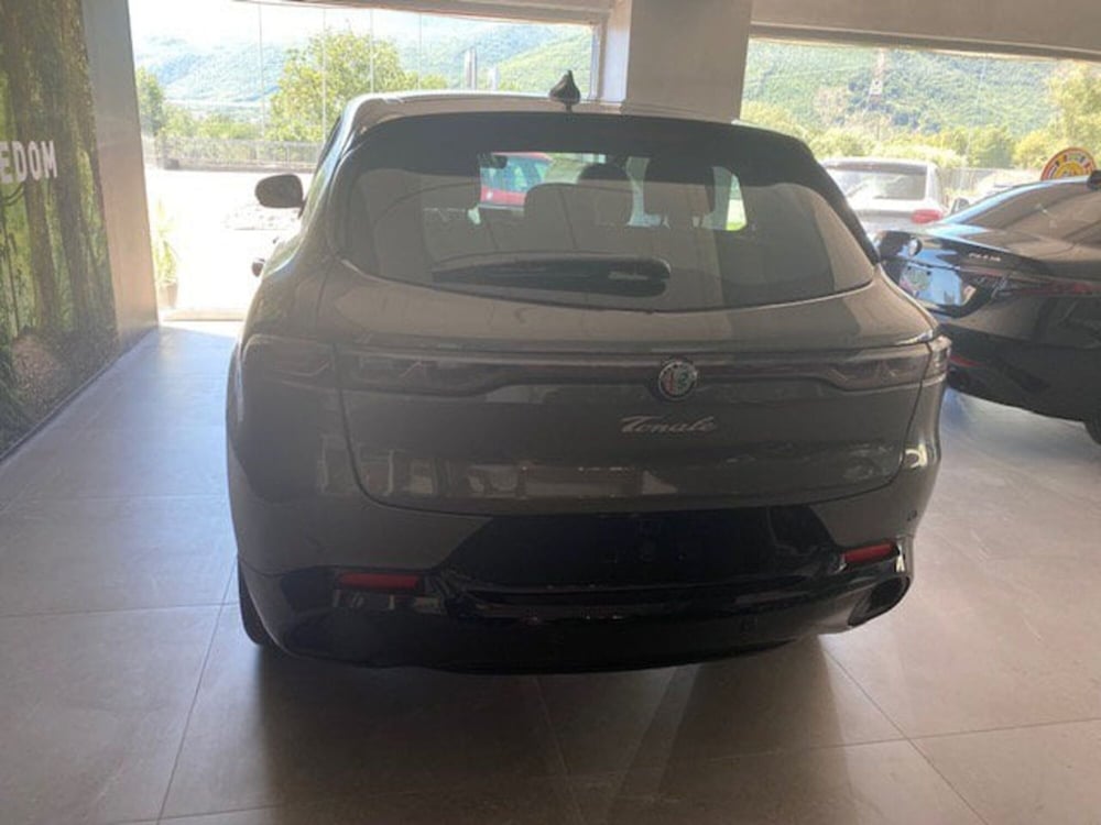 Alfa Romeo Tonale nuova a Benevento (7)