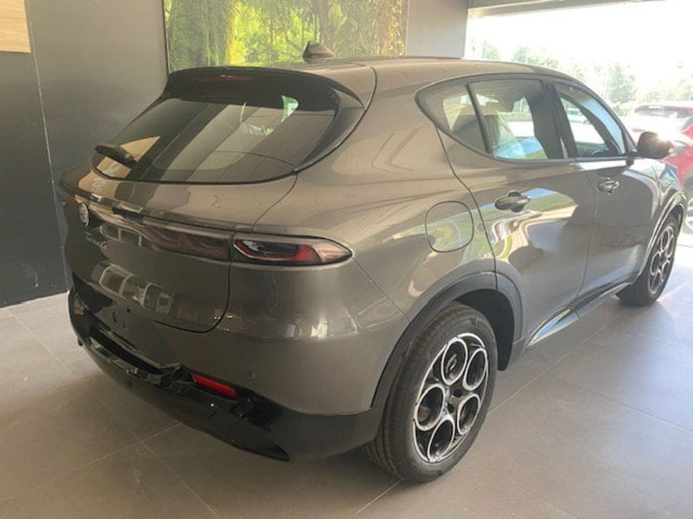 Alfa Romeo Tonale nuova a Benevento (8)