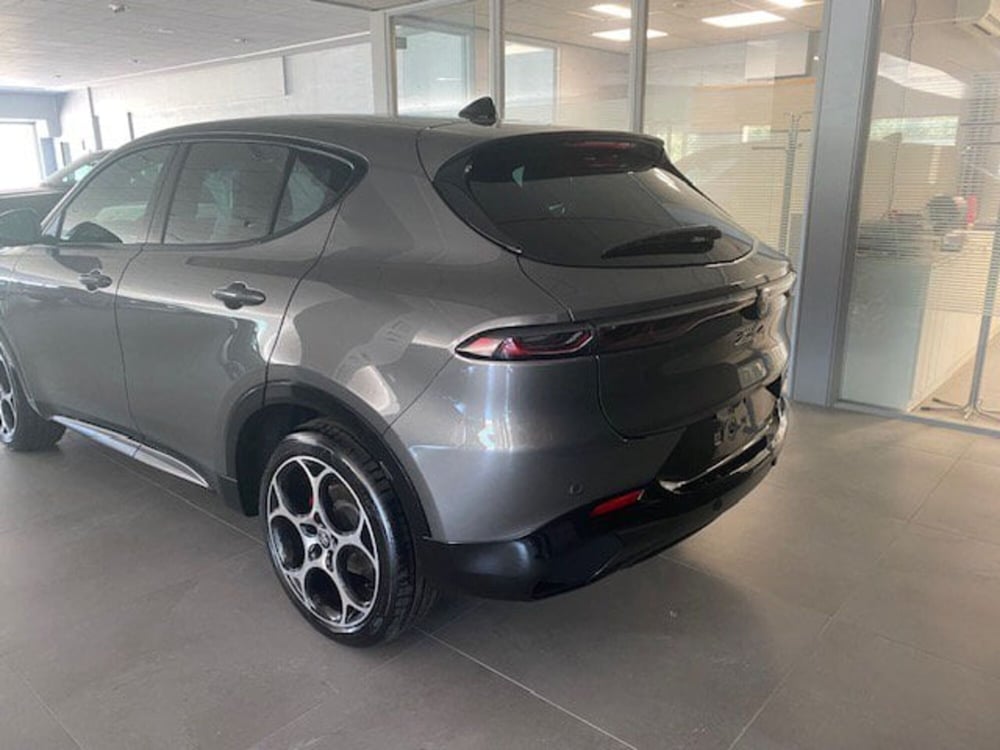 Alfa Romeo Tonale nuova a Benevento (10)