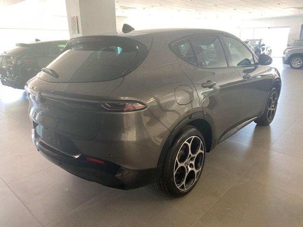 Alfa Romeo Tonale nuova a Benevento (11)