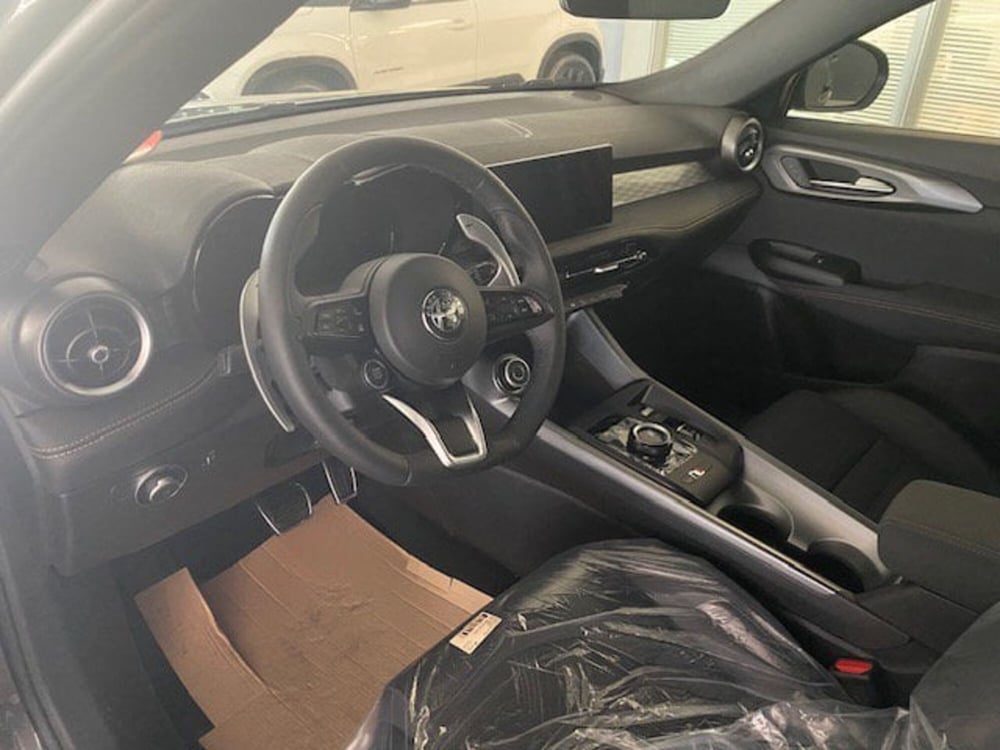 Alfa Romeo Tonale nuova a Benevento (14)
