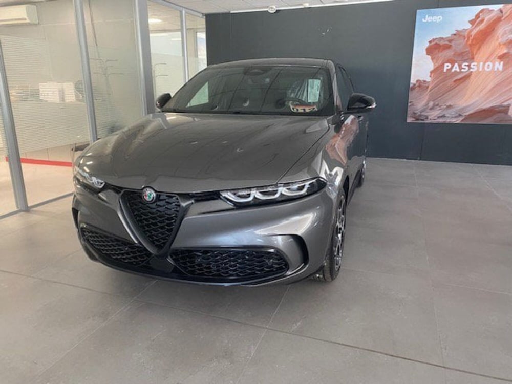 Alfa Romeo Tonale nuova a Benevento (5)