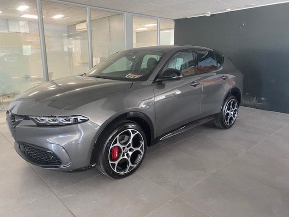 Alfa Romeo Tonale nuova a Benevento (7)
