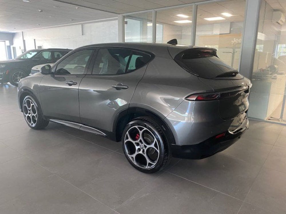 Alfa Romeo Tonale nuova a Benevento (9)