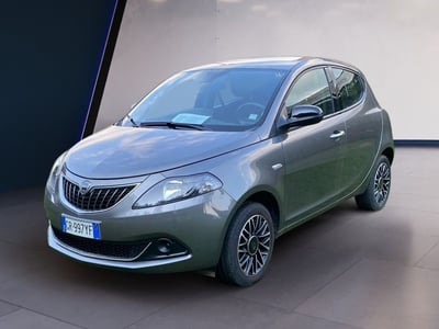 Lancia Ypsilon 1.0 FireFly 5 porte S&amp;S Hybrid Gold Plus del 2024 usata a Fisciano