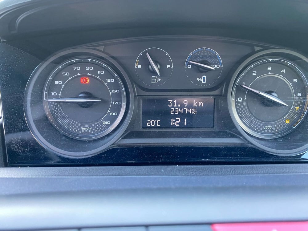 Lancia Ypsilon usata a Salerno (18)