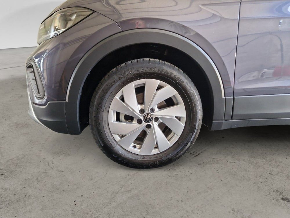 Volkswagen T-Cross usata a Frosinone (11)