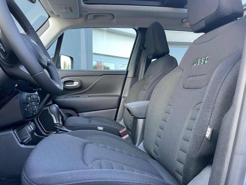 Jeep Renegade nuova a Ancona (13)