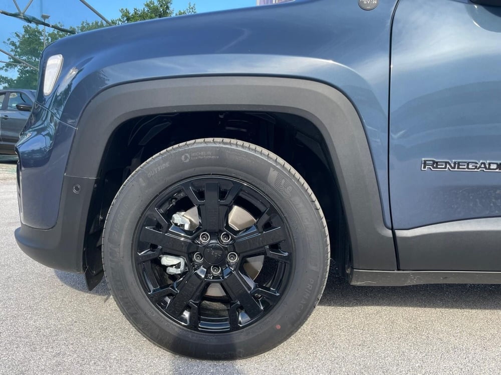 Jeep Renegade nuova a Ancona (9)