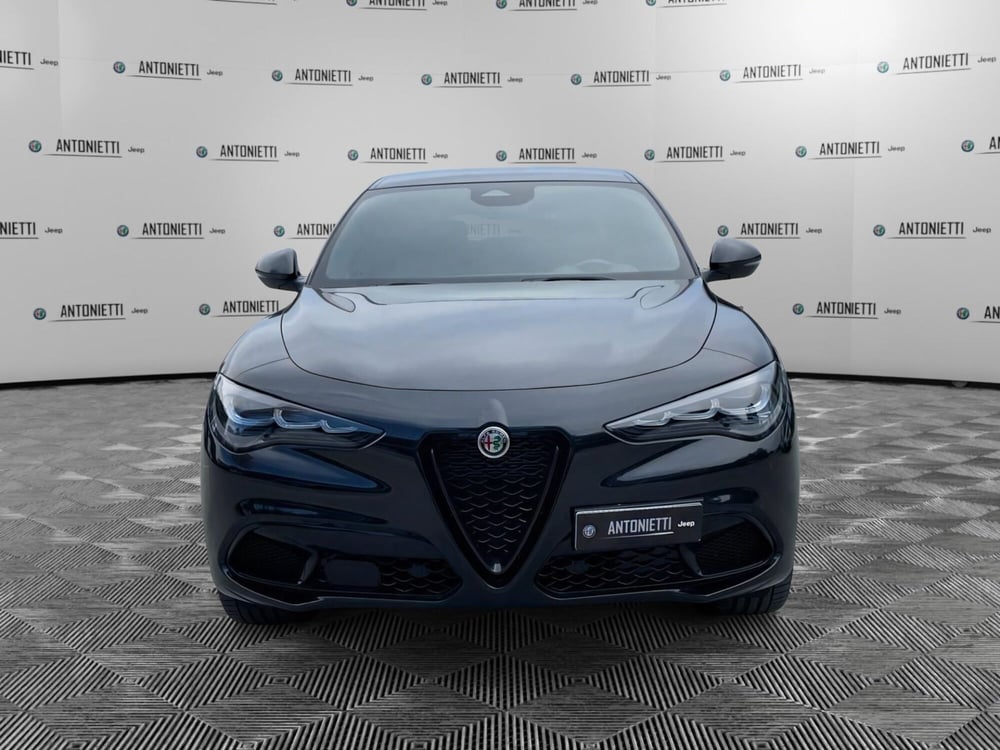 Alfa Romeo Stelvio usata a Ancona (2)