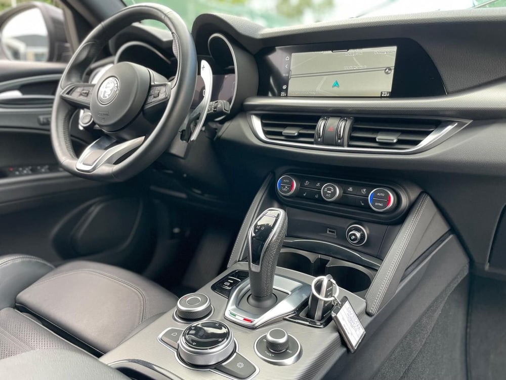 Alfa Romeo Stelvio usata a Ancona (20)