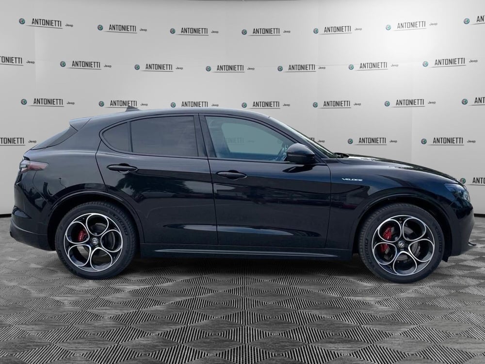 Alfa Romeo Stelvio usata a Ancona (4)