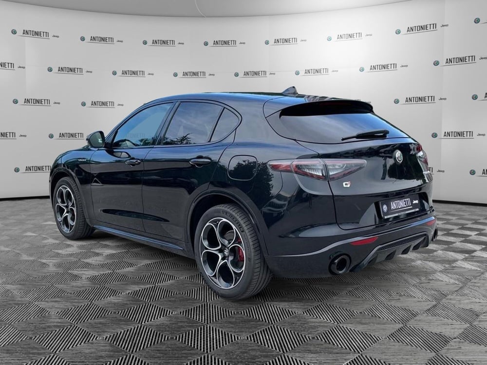 Alfa Romeo Stelvio usata a Ancona (7)