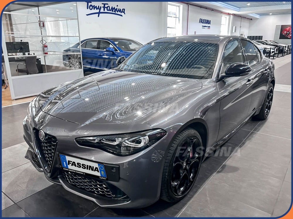 Alfa Romeo Giulia usata a Milano (2)