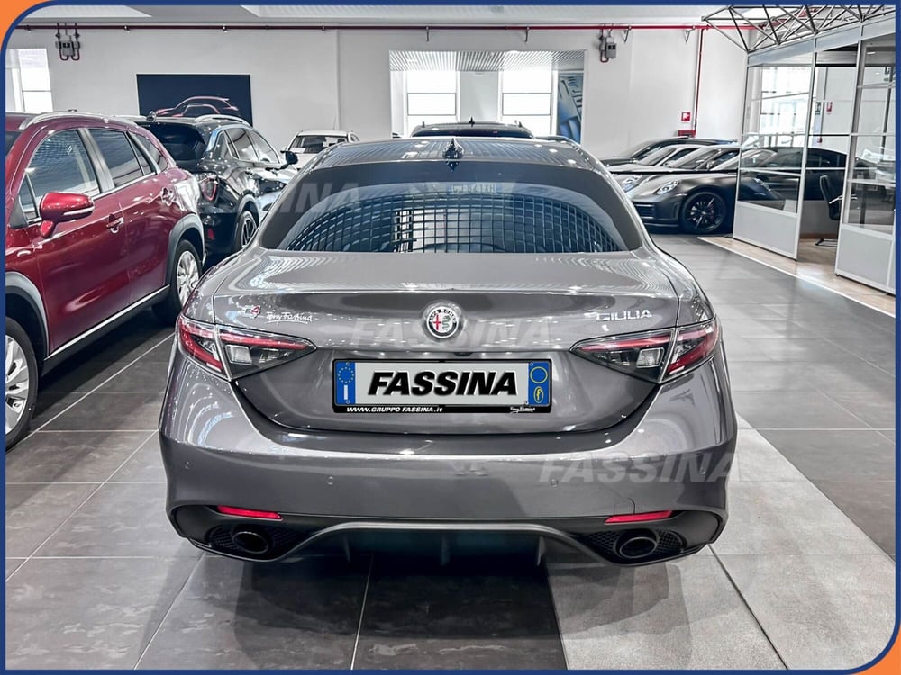 Alfa Romeo Giulia usata a Milano (4)