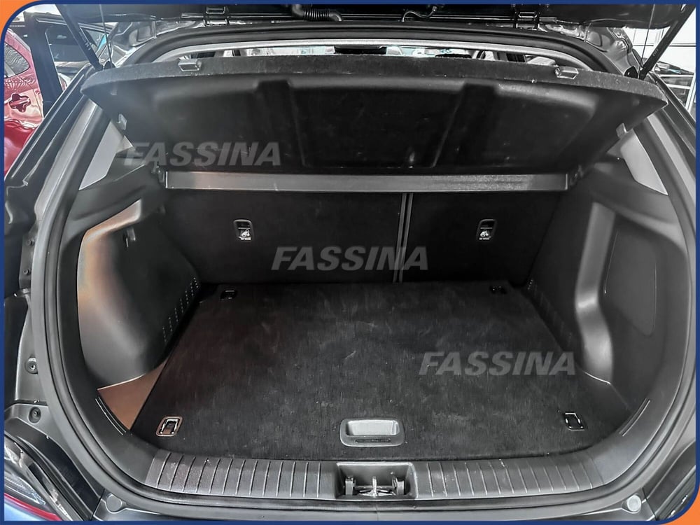 Hyundai Kona usata a Milano (11)