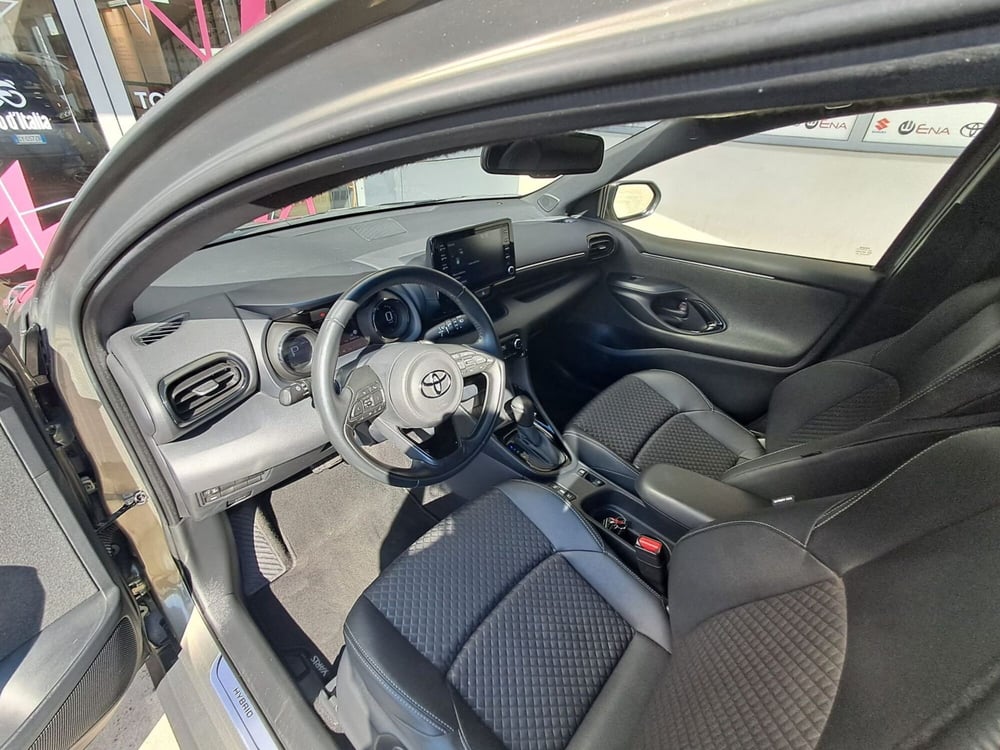 Toyota Yaris usata a Cagliari (12)
