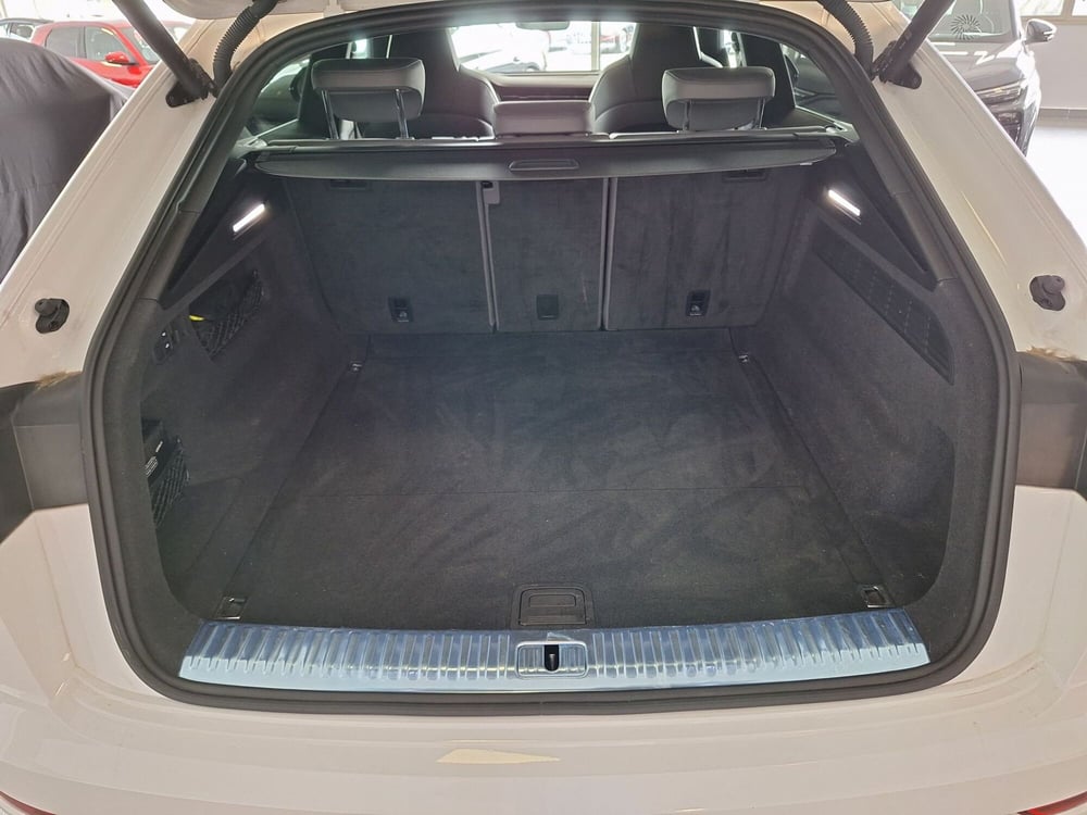 Audi Q8 usata a Modena (8)