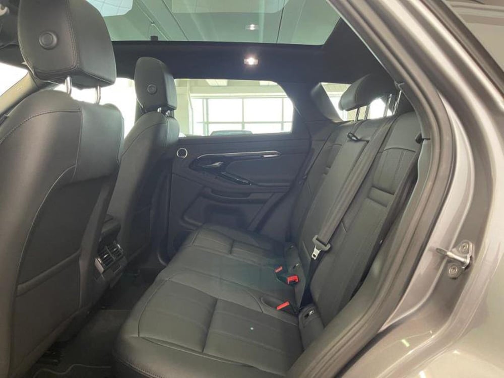 Land Rover Range Rover Evoque usata a Venezia (7)