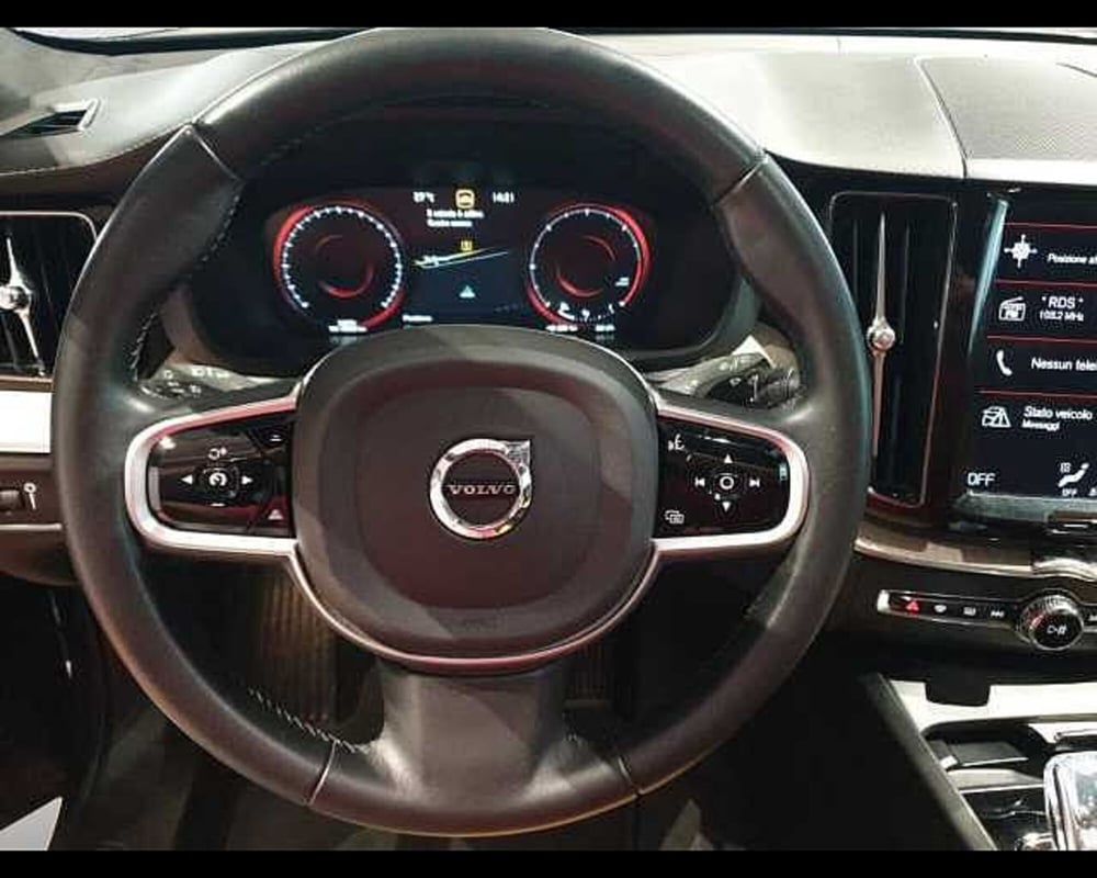 Volvo XC60 usata a Cuneo (11)