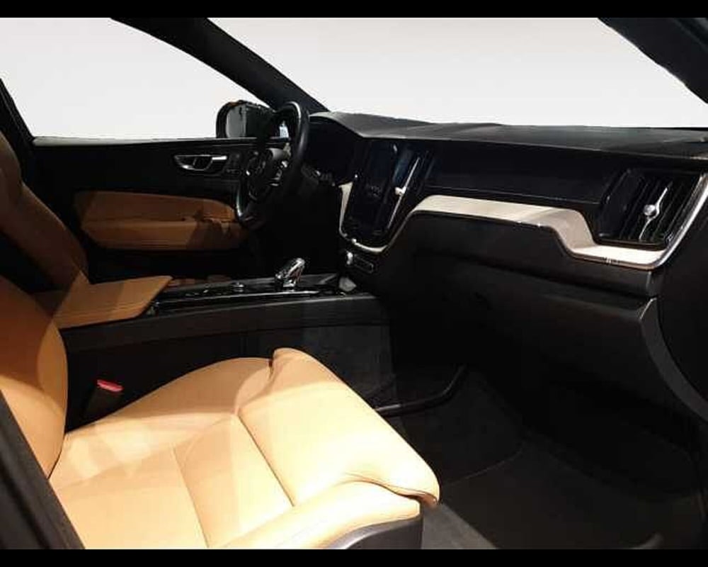 Volvo XC60 usata a Cuneo (15)