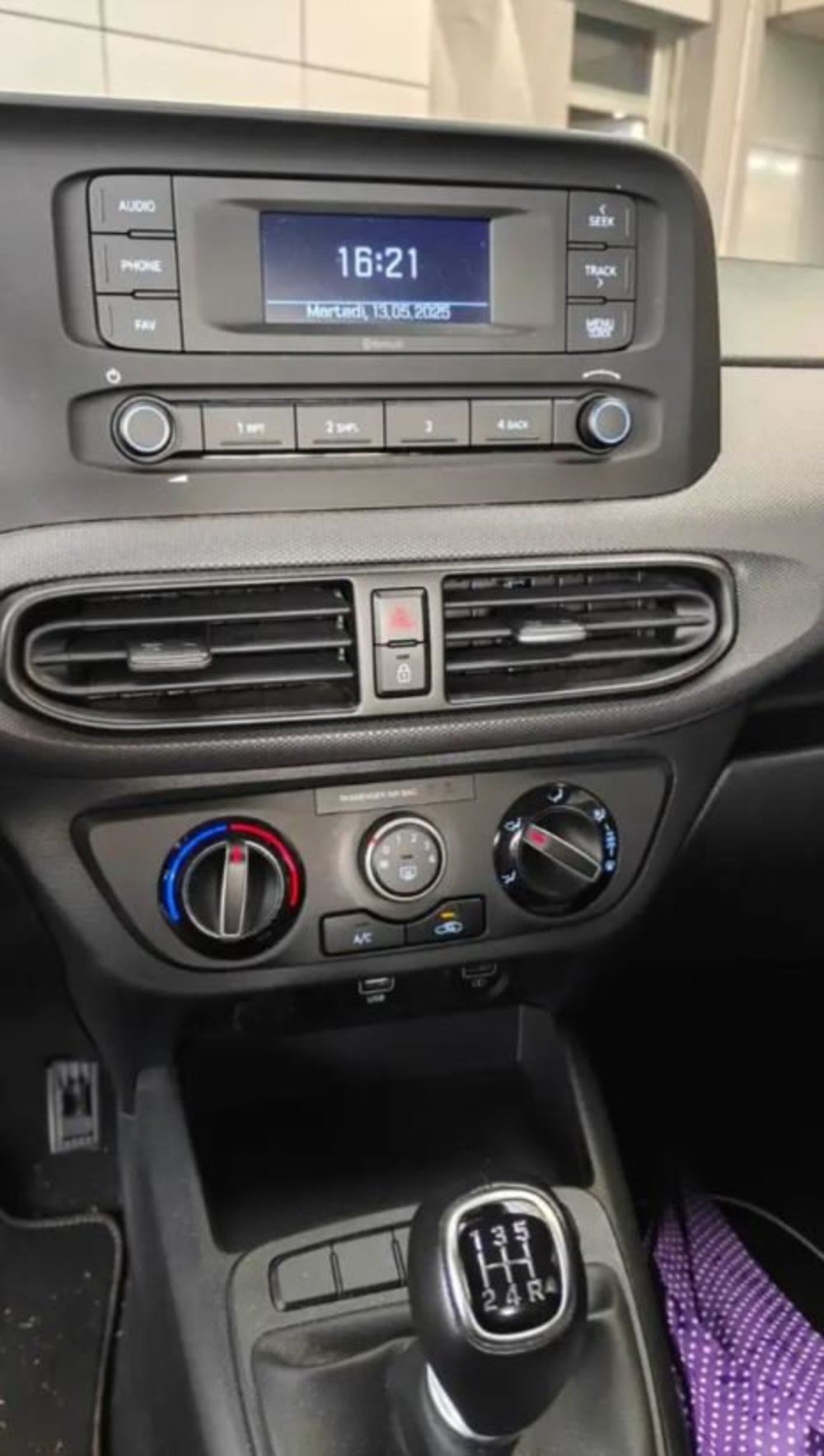 Hyundai i10 usata a Latina (8)