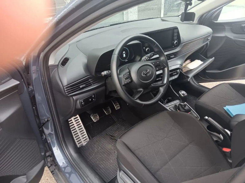 Hyundai Bayon usata a Latina (4)