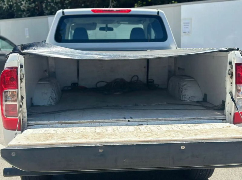 Nissan Navara usata a Latina (7)