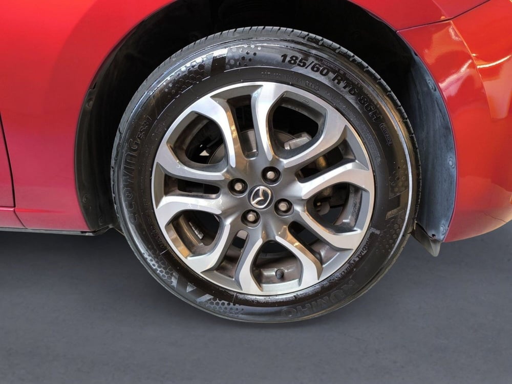 Mazda Mazda2 usata a Udine (7)
