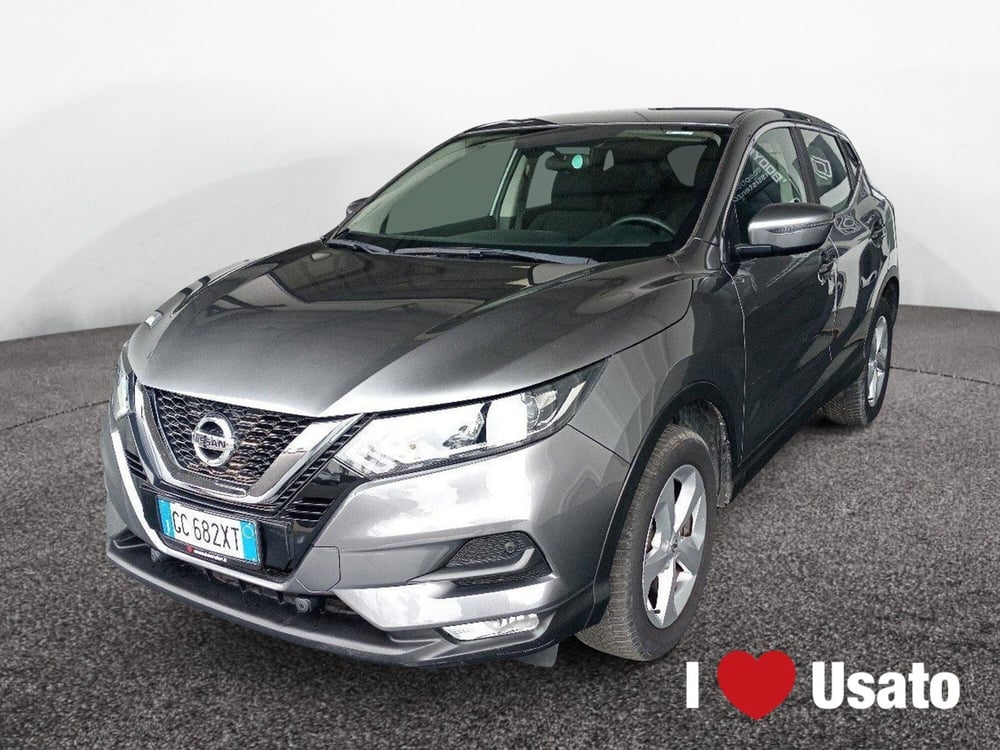 Nissan Qashqai usata a Roma