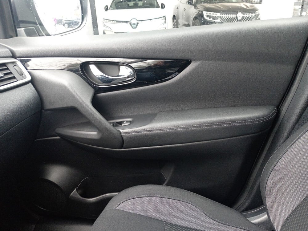 Nissan Qashqai usata a Roma (20)