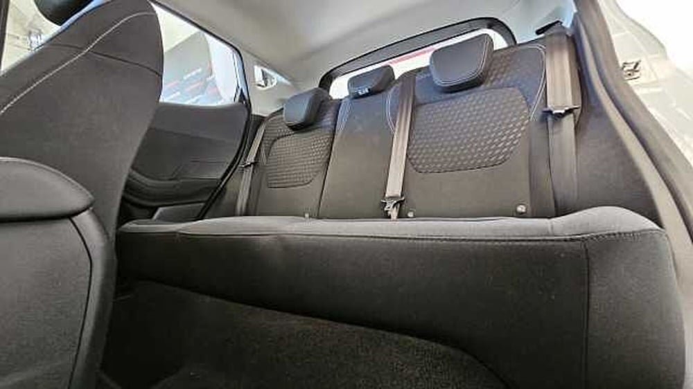 Ford Fiesta usata a Caserta (13)