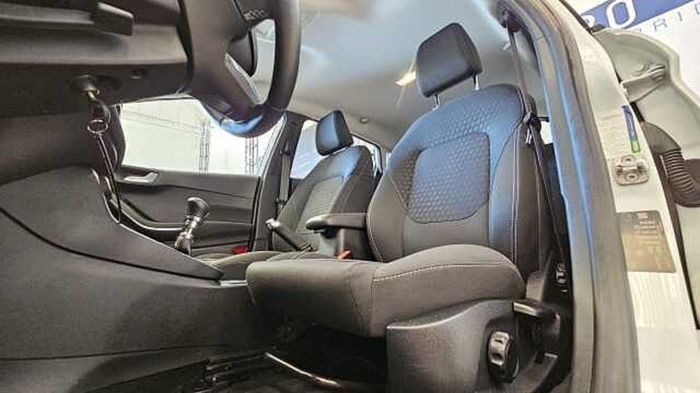 Ford Fiesta usata a Caserta (8)