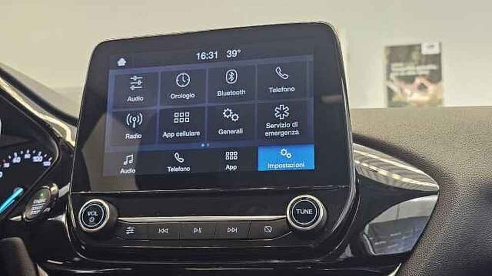 Ford Fiesta usata a Caserta (9)