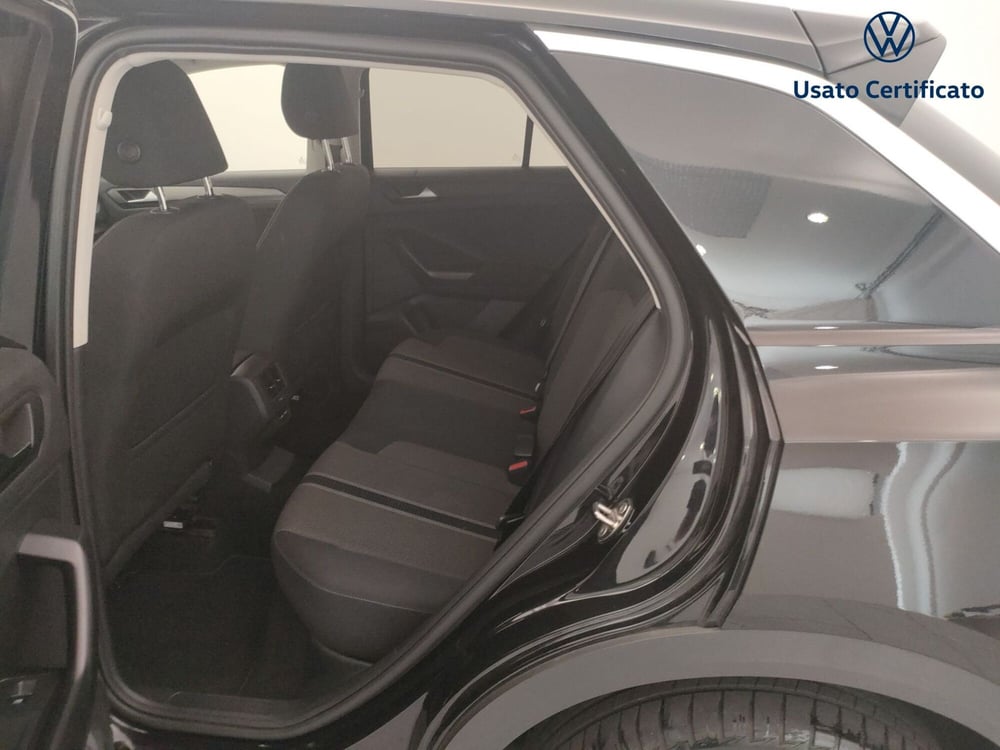 Volkswagen T-Roc usata a Varese (11)